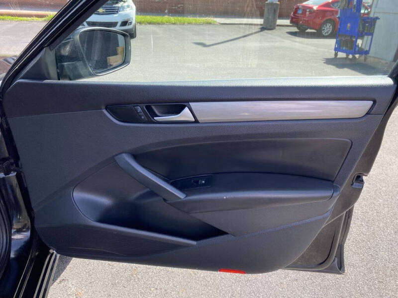 2014 Volkswagen Passat 1.8T SE PZEV