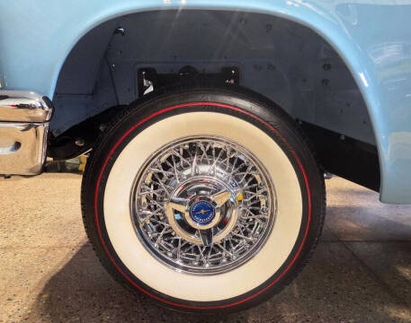 1957 Ford Thunderbird