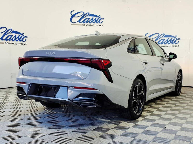 2025 Kia K5