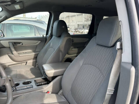 2016 Chevrolet Traverse LS