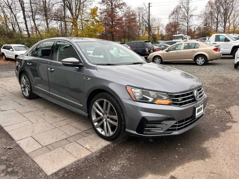 2017 Volkswagen Passat 1.8T R-Line