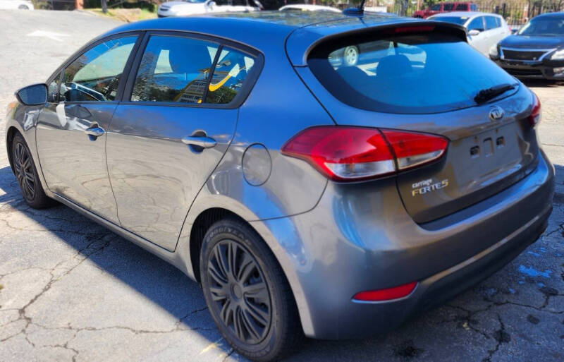 2016 Kia Forte5 LX