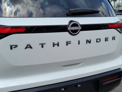 2026 Nissan Pathfinder SV