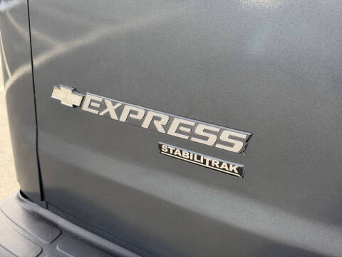 2016 Chevrolet Express LT 2500