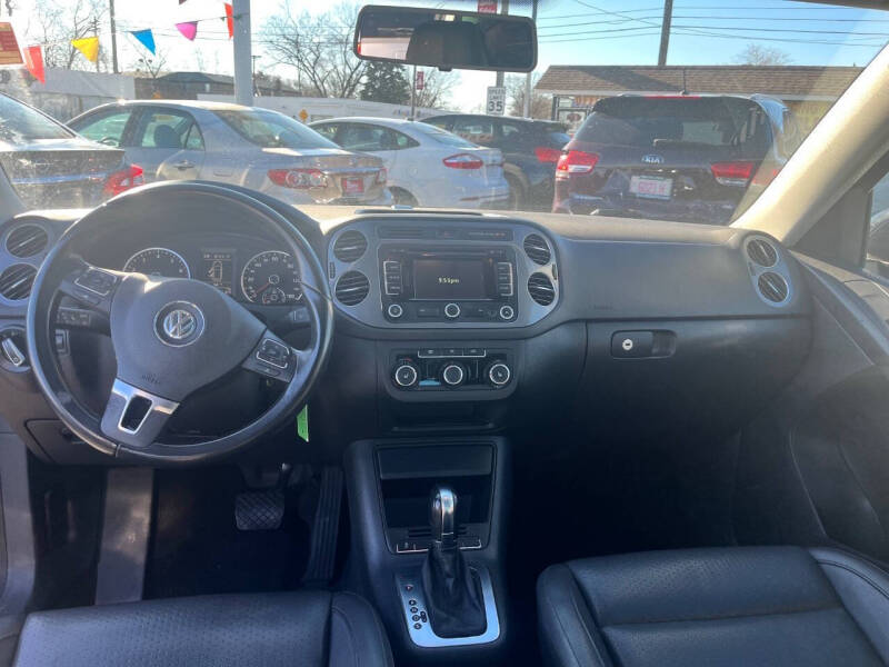 2012 Volkswagen Tiguan SE 4Motion
