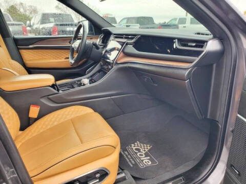 2024 Jeep Grand Cherokee Summit