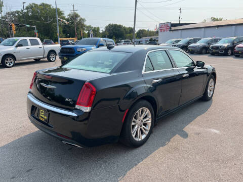 2016 Chrysler 300 C