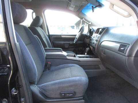 2014 Nissan Armada SV