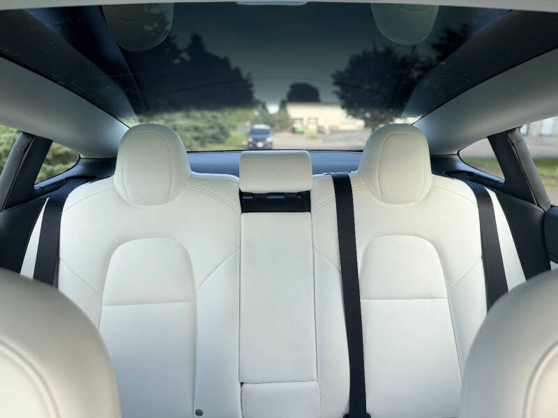 2019 Tesla Model 3 Standard Range Plus