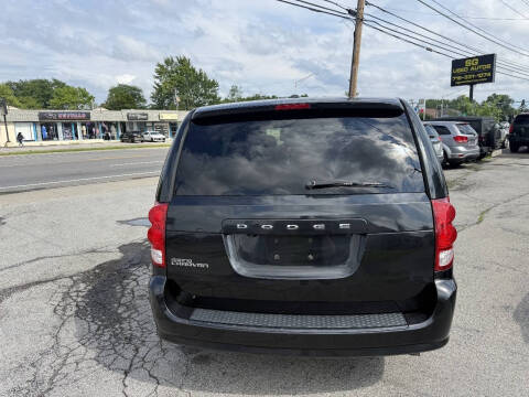 2016 Dodge Grand Caravan SXT Plus