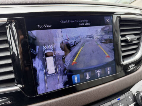 2017 Chrysler Pacifica Touring-L Plus