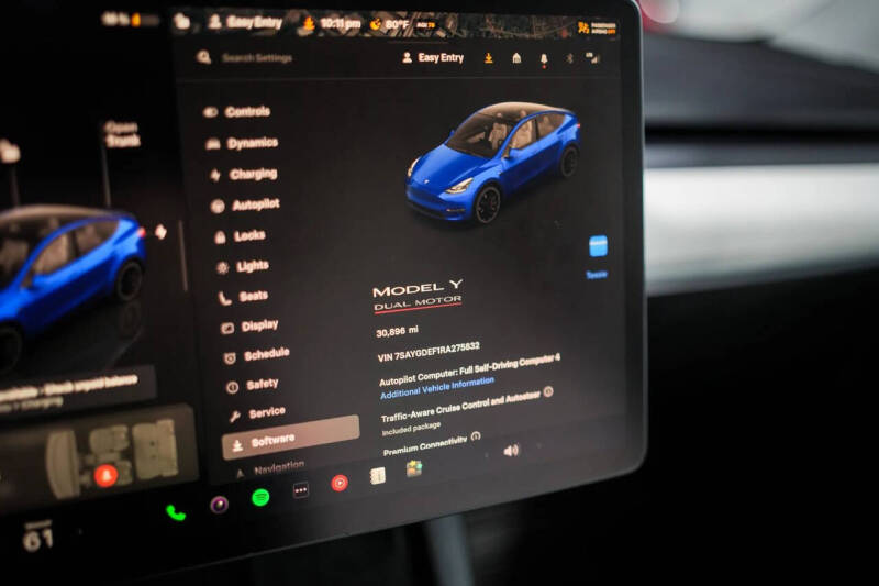 2024 Tesla Model Y Performance
