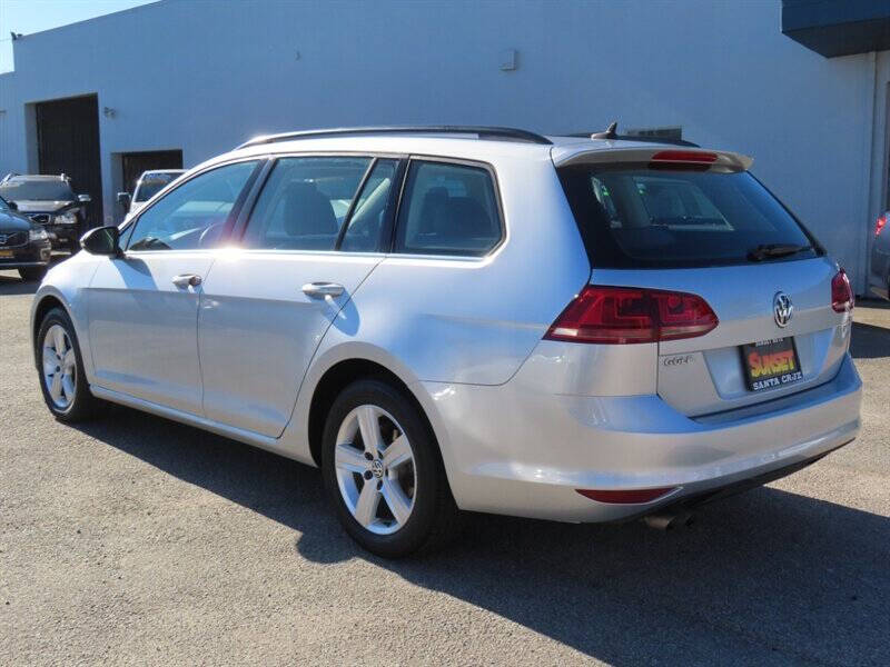 2015 Volkswagen Golf SportWagen TDI S