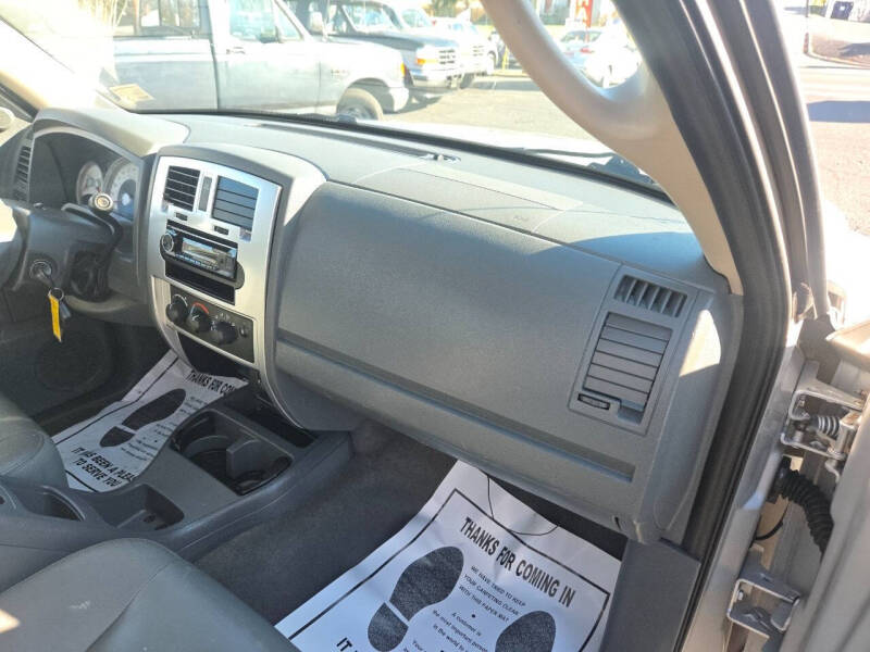 2005 Dodge Dakota Laramie