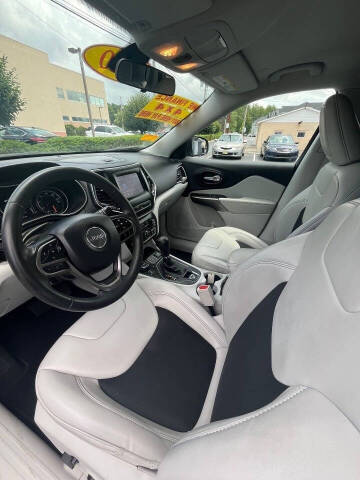 2020 Jeep Cherokee Latitude Plus