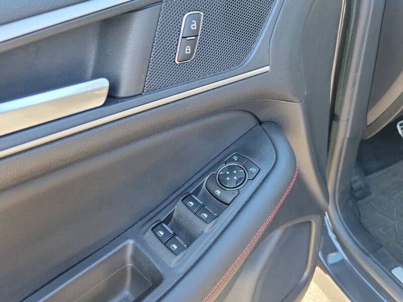 2021 Ford Edge ST-Line