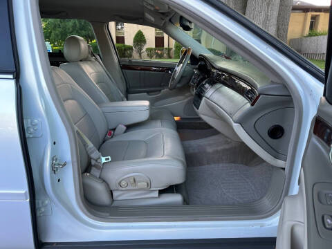 2004 Cadillac DeVille DHS