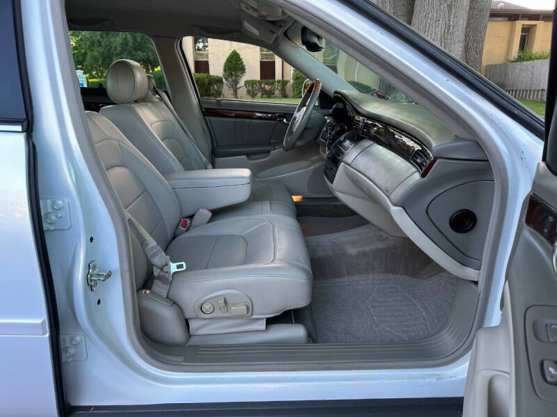 2004 Cadillac DeVille DHS