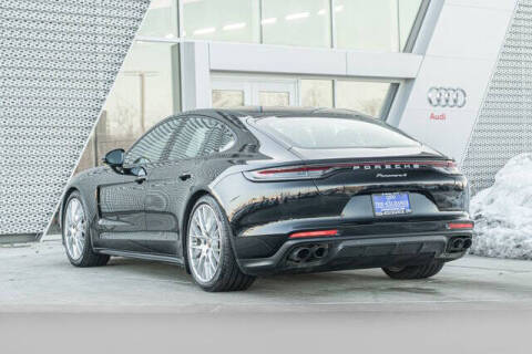 2023 Porsche Panamera 4