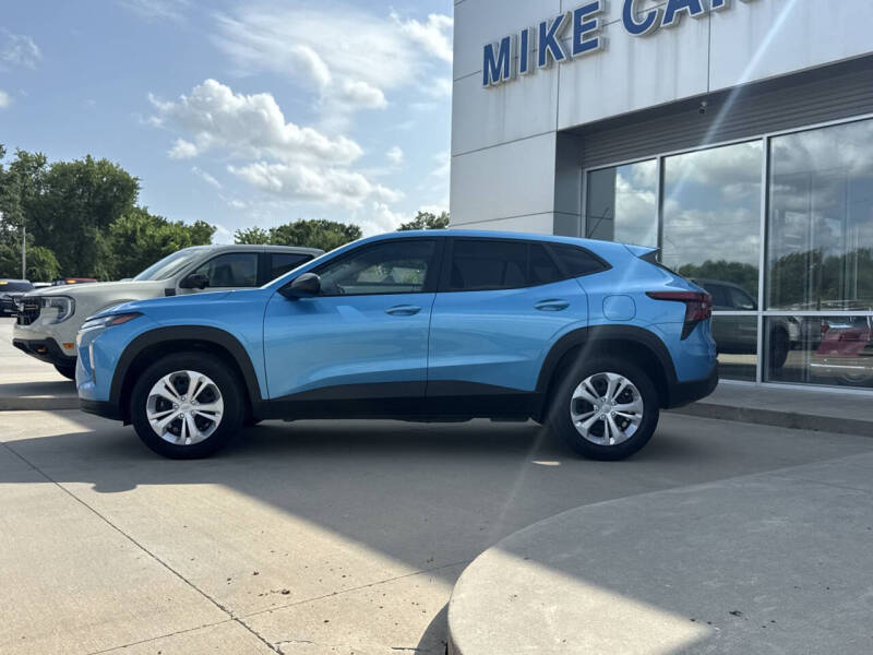 2025 Chevrolet Trax LS