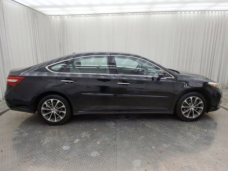 2017 Toyota Avalon XLE Premium