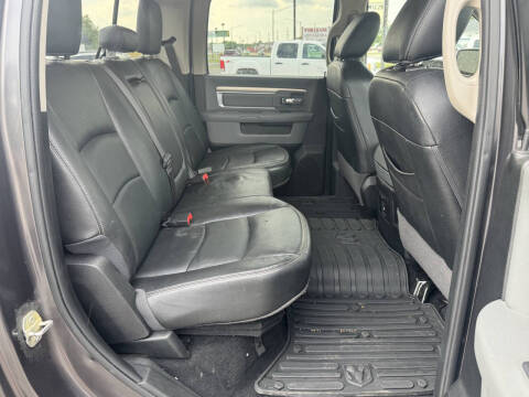 2018 RAM 1500 SLT