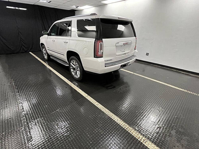 2017 GMC Yukon Denali