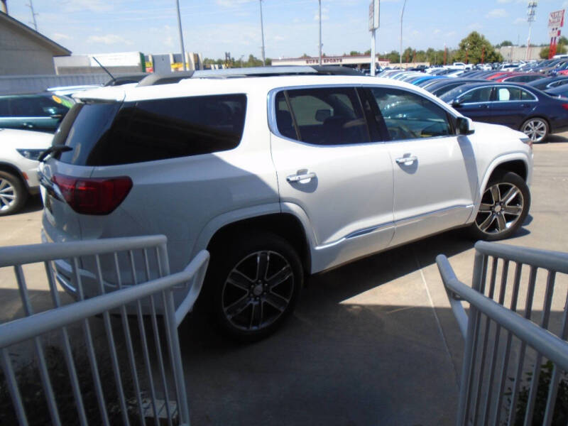 2019 GMC Acadia Denali