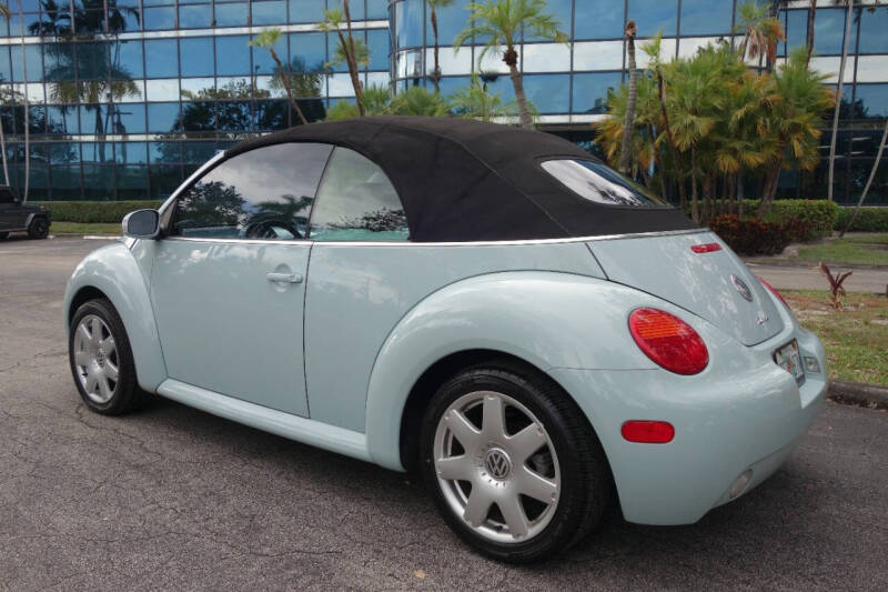 2003 Volkswagen New Beetle Convertible GLS