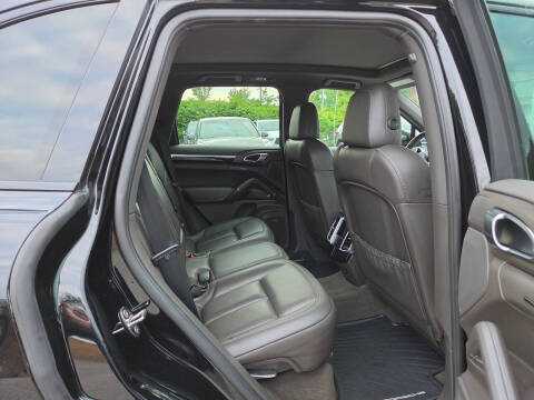 2016 Porsche Cayenne S
