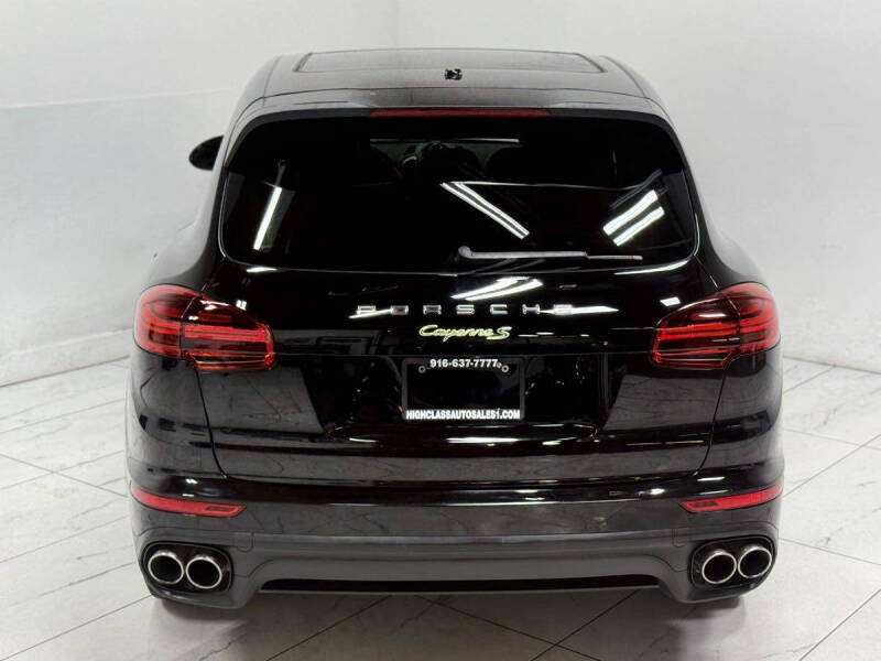 2016 Porsche Cayenne S E-Hybrid