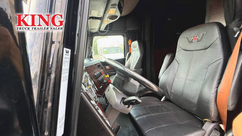 2022 Western Star 5700XE