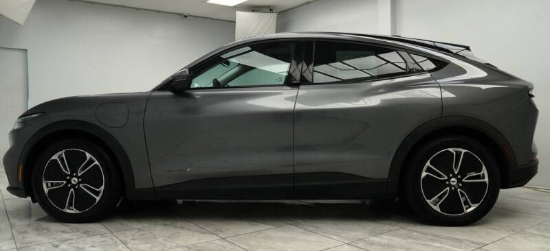 2021 Ford Mustang Mach-E Select