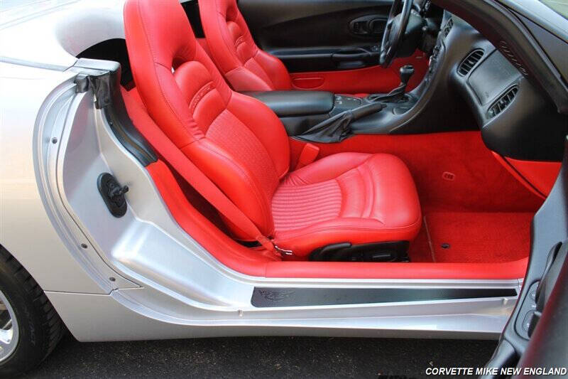 2001 Chevrolet Corvette 100