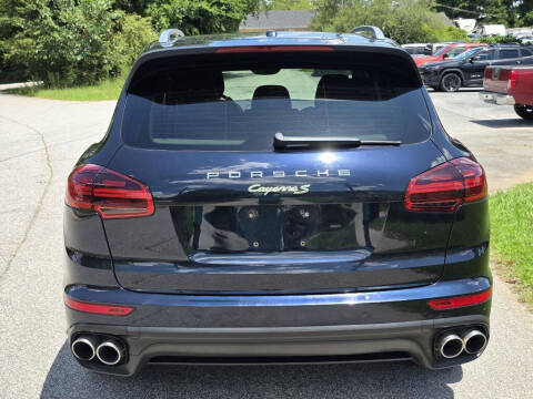 2017 Porsche Cayenne S E-Hybrid Platinum Edition