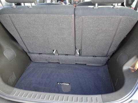 2010 Nissan cube 1.8