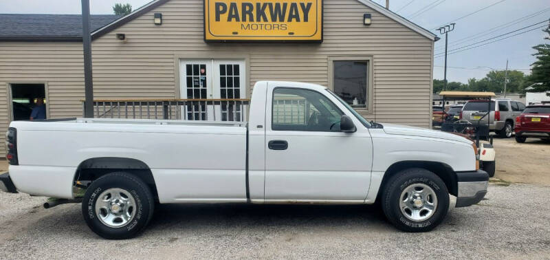 2003 Chevrolet Silverado 1500 for sale at Parkway Motors in Springfield IL