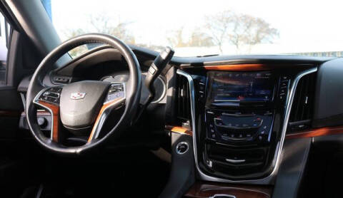 2016 Cadillac Escalade ESV Luxury Collection