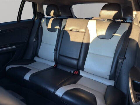 2017 Volvo V60 Cross Country T5 Premier