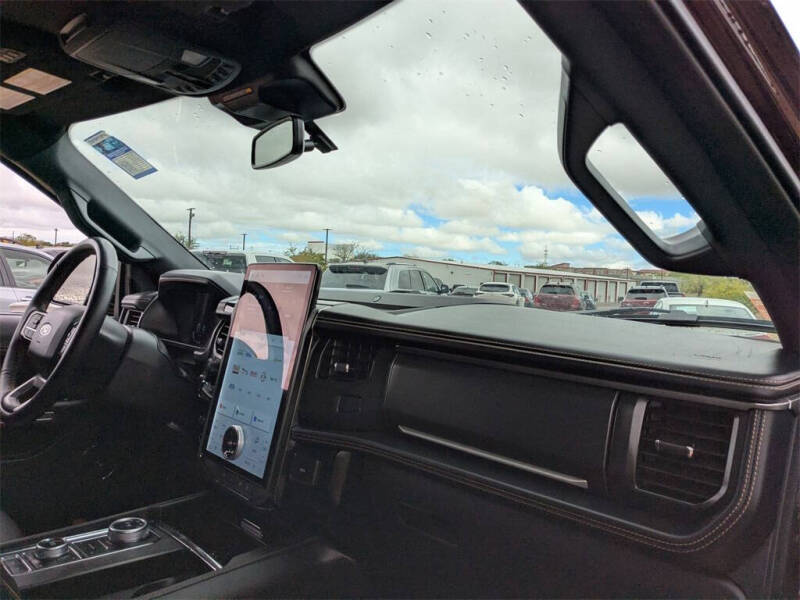 2024 Ford Expedition Platinum