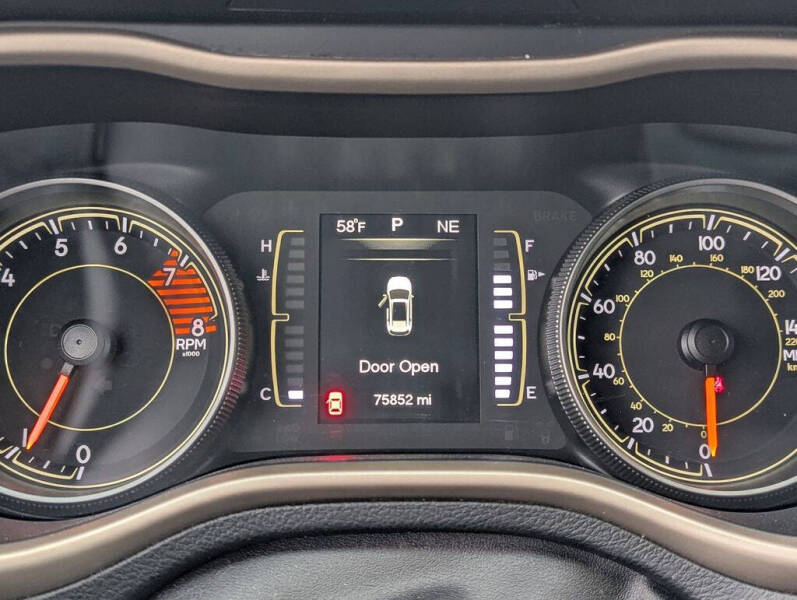 2016 Jeep Cherokee Latitude Altitude