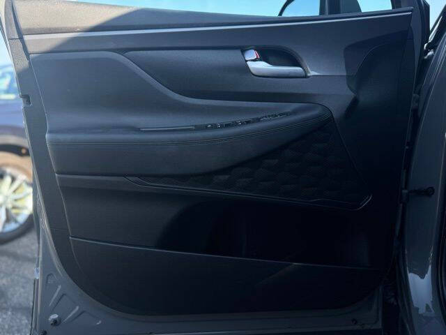 2023 Hyundai Santa Fe SE