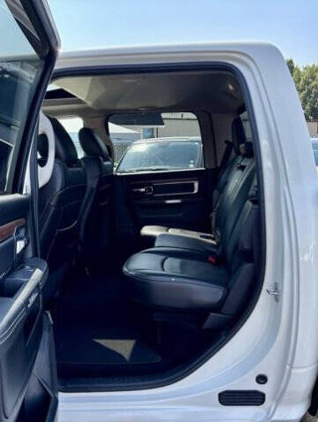 2016 RAM 1500 Laramie