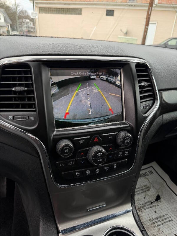 2017 Jeep Grand Cherokee Altitude