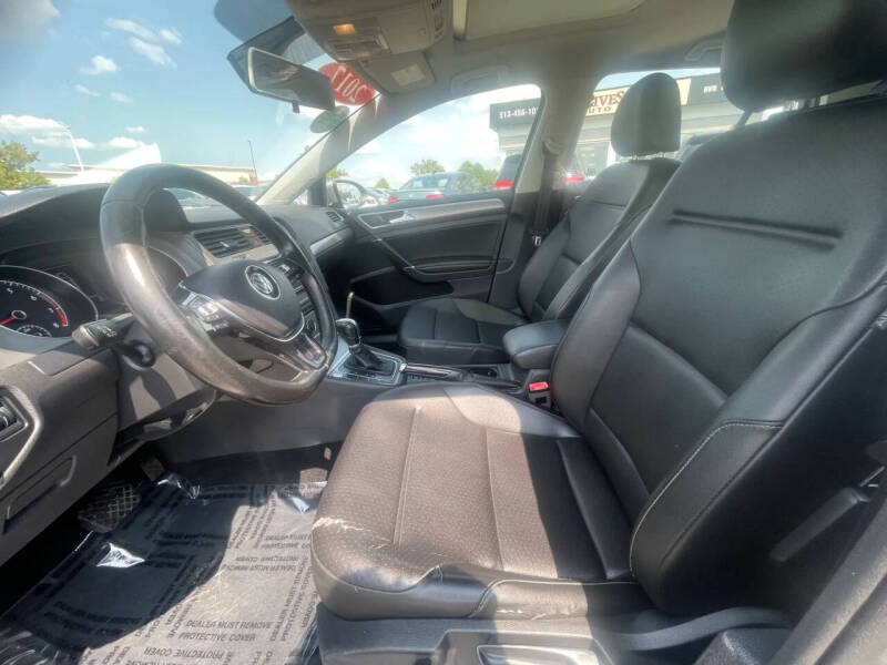 2017 Volkswagen Golf TSI Wolfsburg Edition