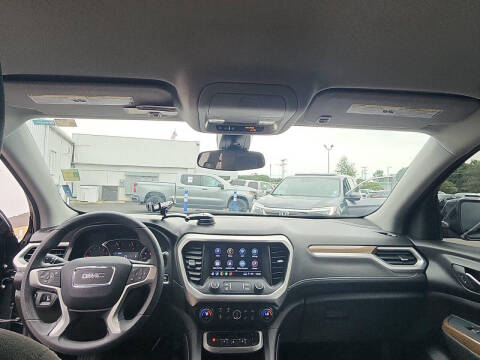 2023 GMC Acadia SLE