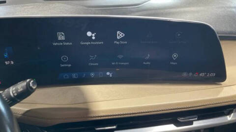 2024 Cadillac XT4 Luxury