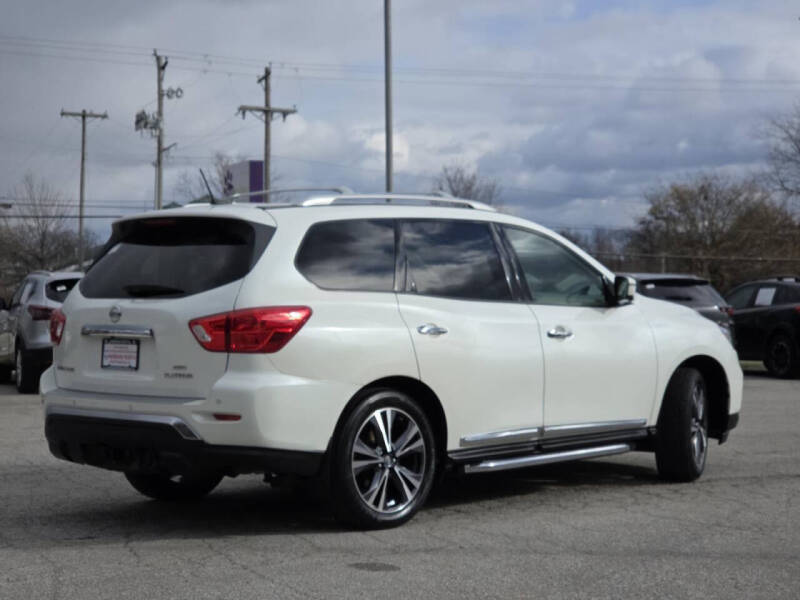 2018 Nissan Pathfinder Platinum