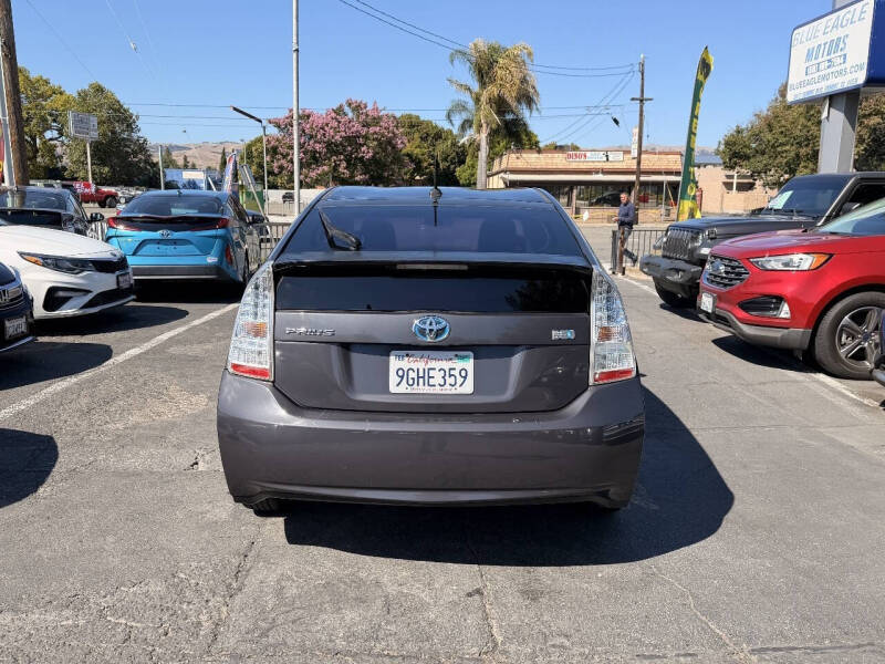 2011 Toyota Prius Two