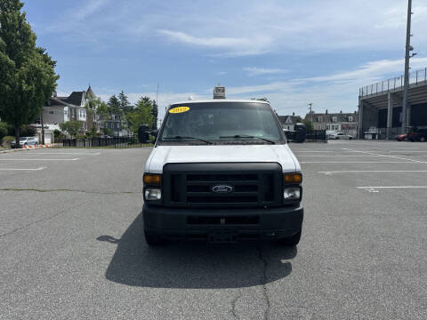 2012 Ford E-Series E-350 SD